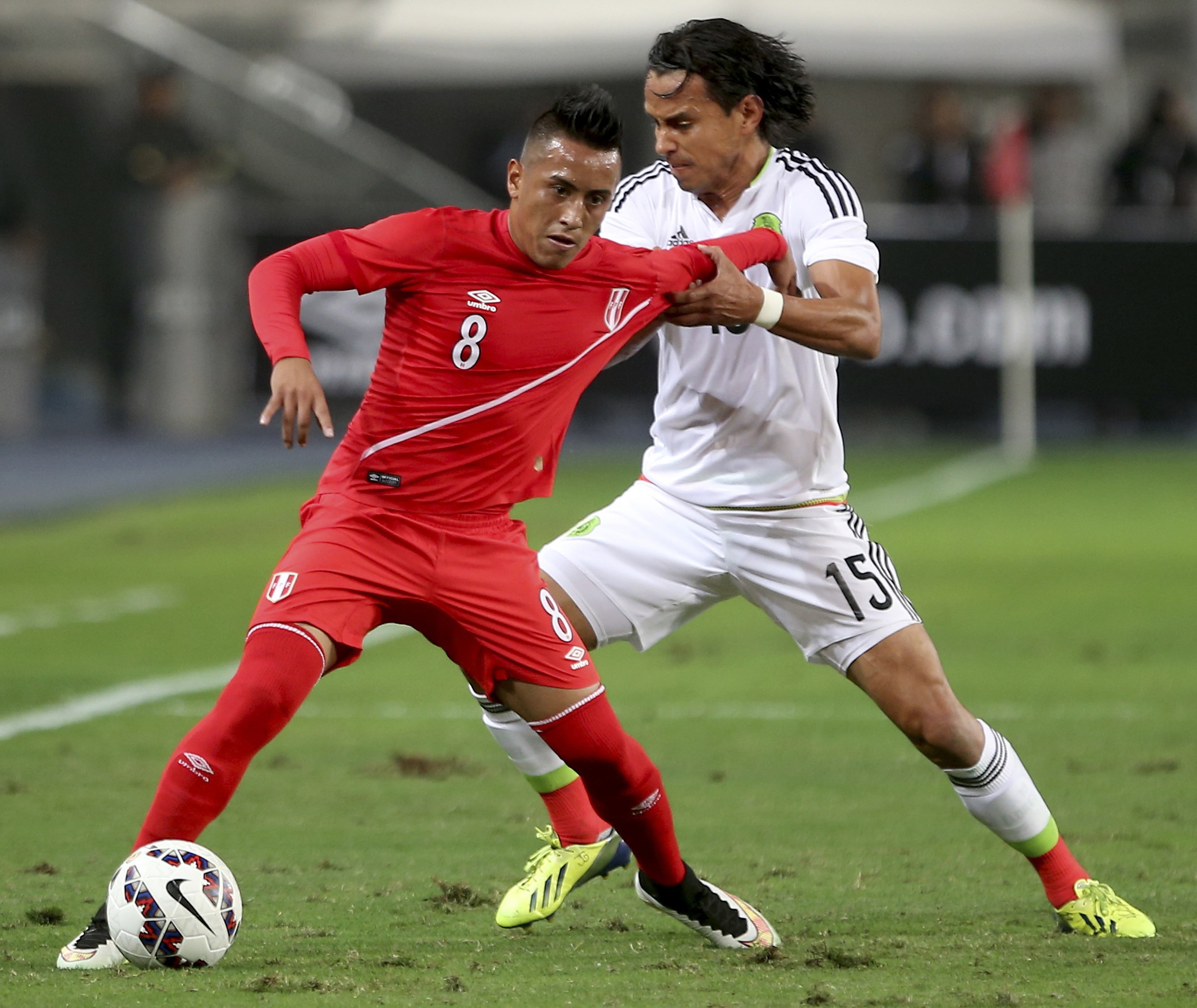 [Imagen: Peru-Mexico-soccer_Foto-1.jpg]